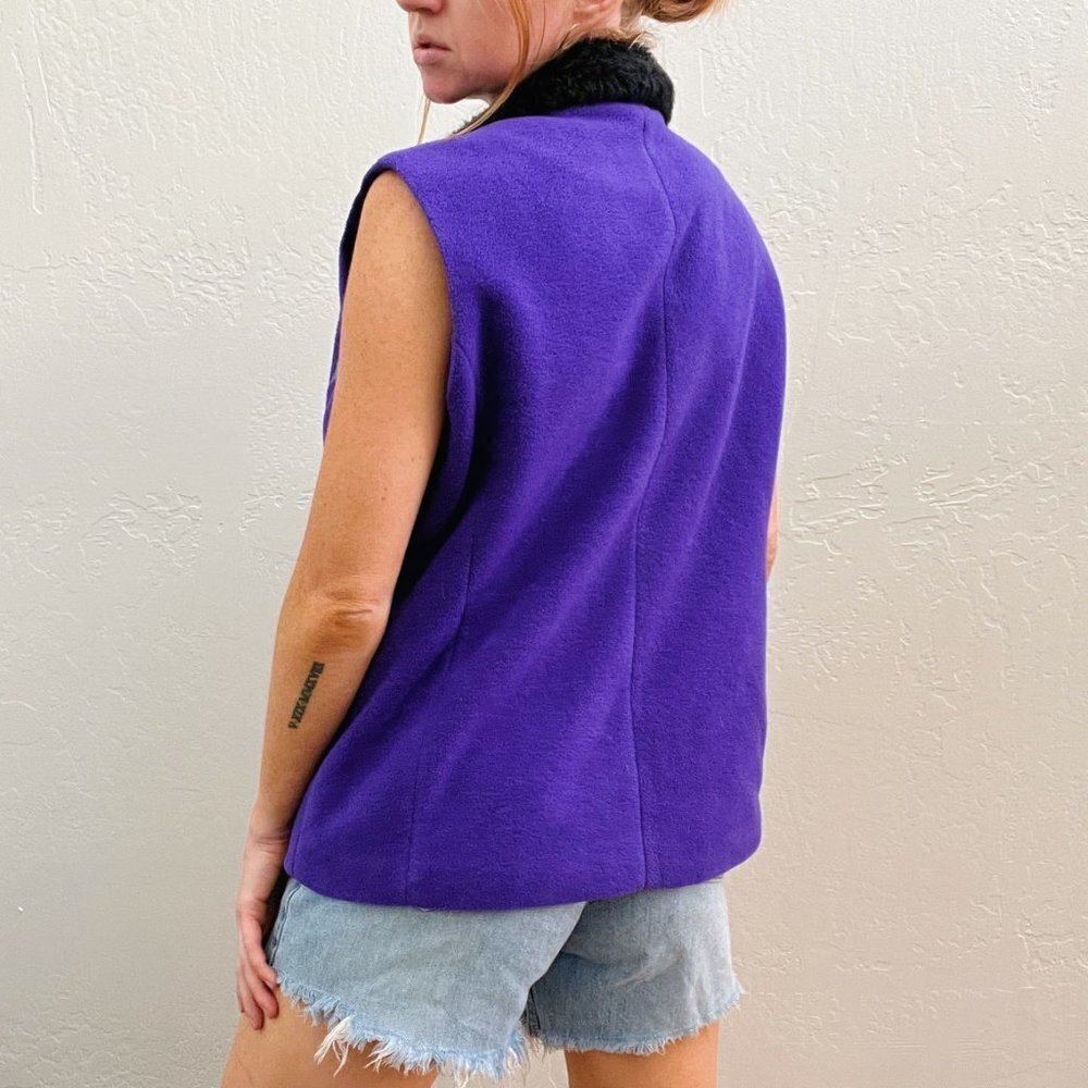 Vintage Bob Mackie Purple Embroidered Fur Trim Zip Up Fleece Vest - Picture 4 of 6